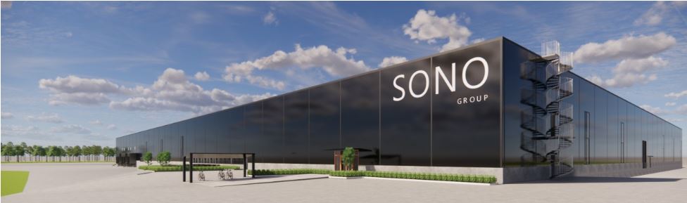 Bild på en lagerbyggnad som är svart med SONO-logga. 